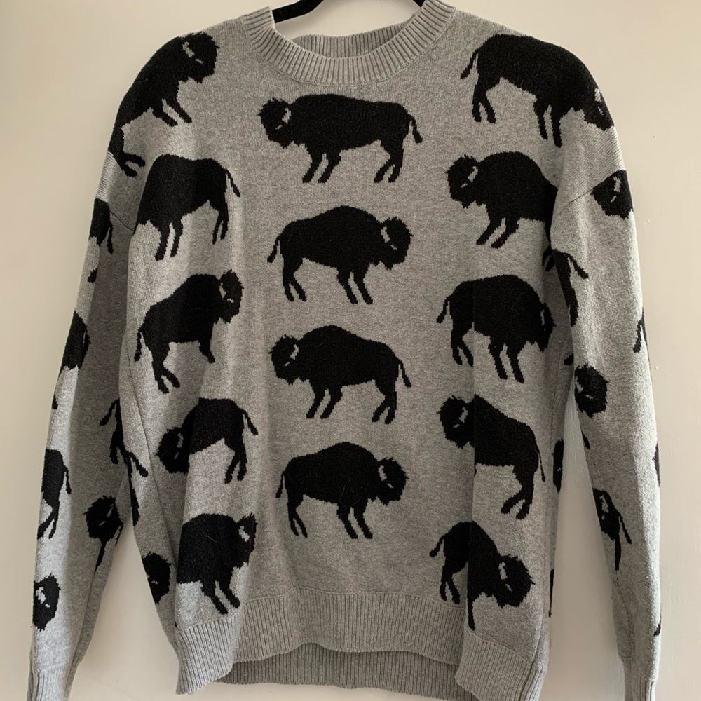 Forever 21 Buffalo Sweater, WSmall, Black/Gray
